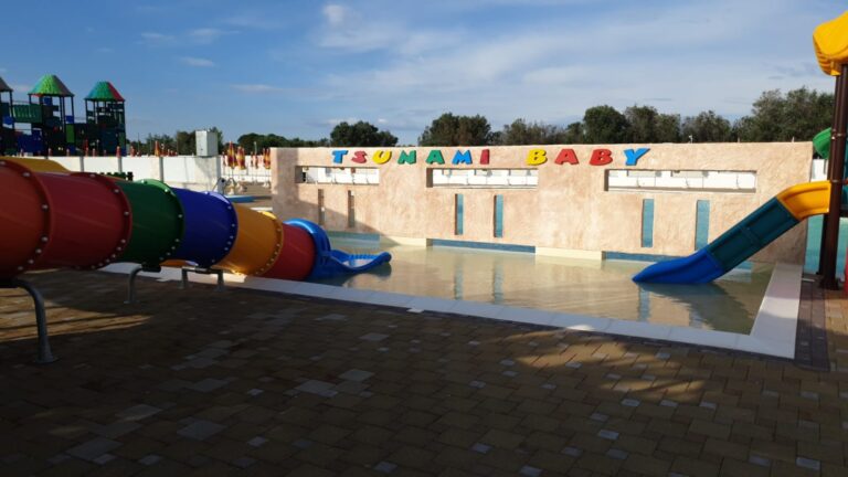 Tsunami Parco Acquatico