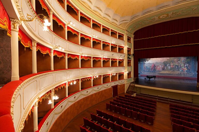 Teatro Petrarca